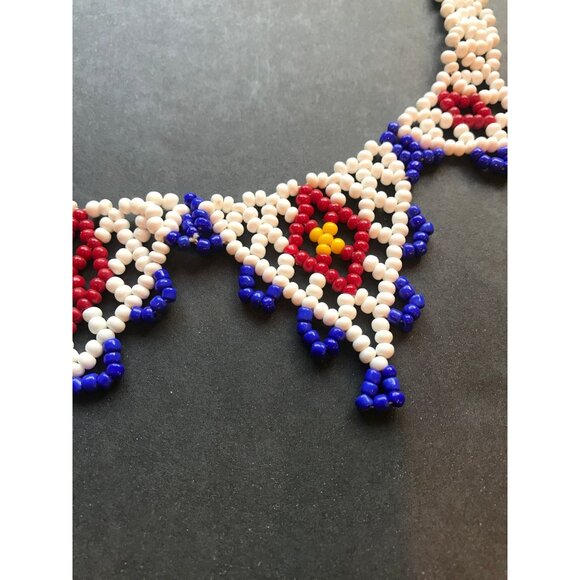 Vtg 1970's Hand Beaded Yoke Or Net Style Necklace 5 Beaded Triangles White Blue - Picture 3 of 8